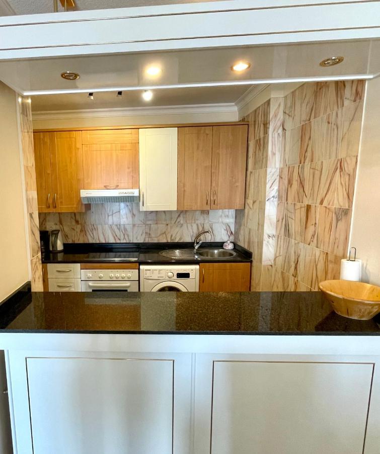 Magnificent Apt. With Sea View, Cliff & Marina Сантьяго-дель-Тейде Екстер'єр фото